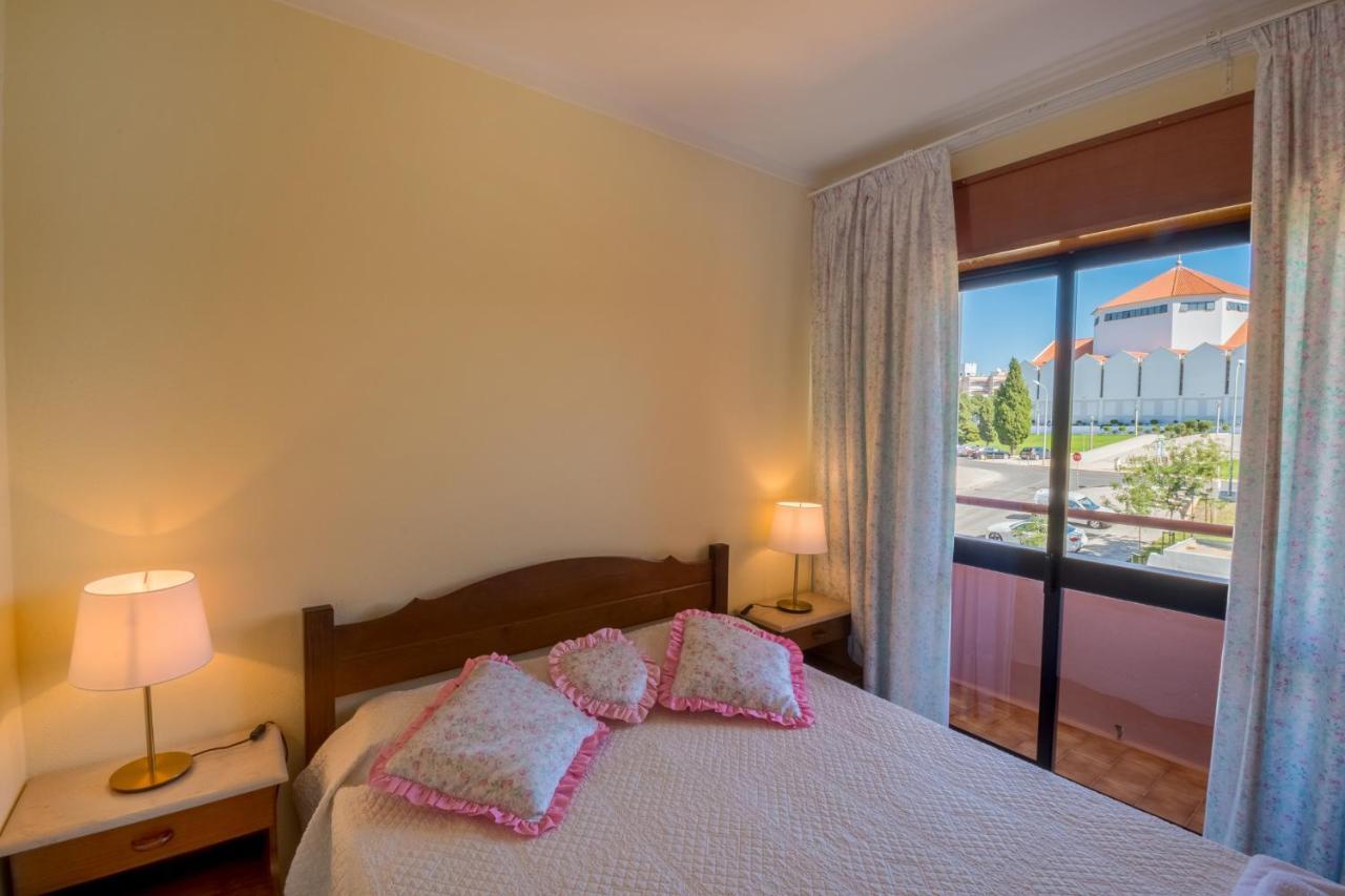 Apartamento Sao Pedro Do Mar Quarteira Exterior photo